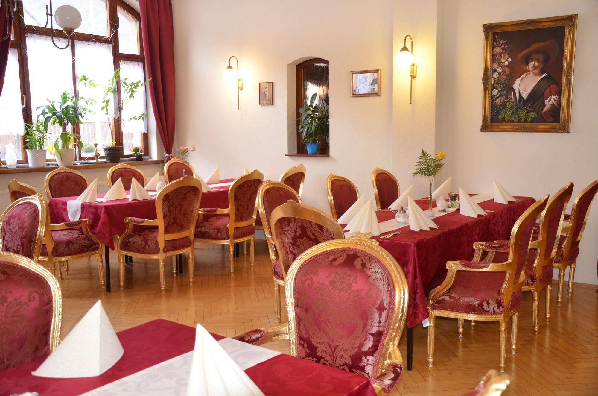 Hotel Zur Hallenburg Kurort Steinbach-Hallenberg Eksteriør billede